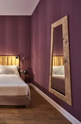 Tek Büyük veya İki Ayrı Yataklı Oda (Modernist S)
