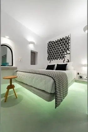 Junior Suite with a private Hot Tub & Caldera View