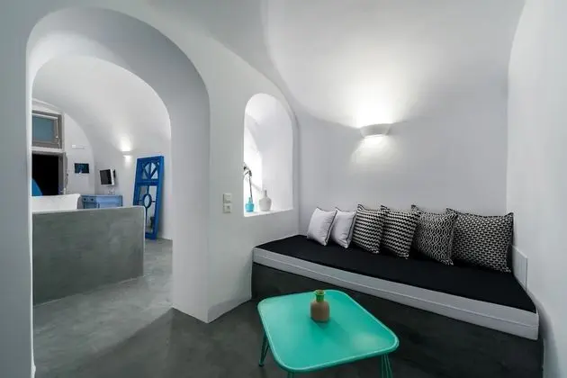 Superior Suite with a private Hot Tub & Caldera View