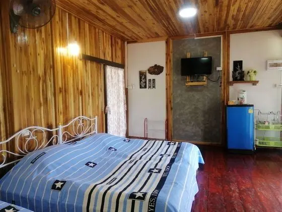 Basic Ortak Ranzalı Oda, 1 Yatak Odası, Bahçe Manzaralı, Bahçeli