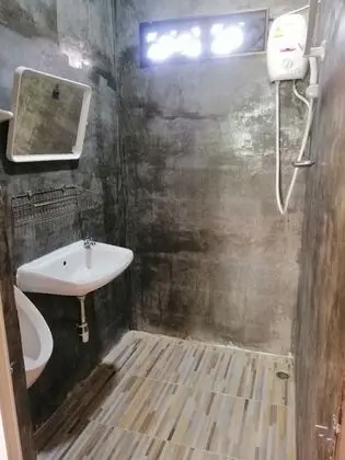 Basic Ortak Ranzalı Oda, 1 Yatak Odası, Bahçe Manzaralı, Bahçeli