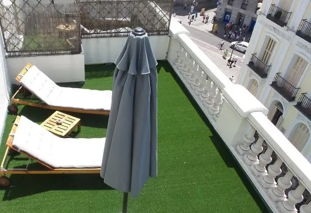 Tek Büyük Yataklı Oda, 1 Çift Kişilik veya 2 Tek Kişilik Yatak, Teras (Frontal)