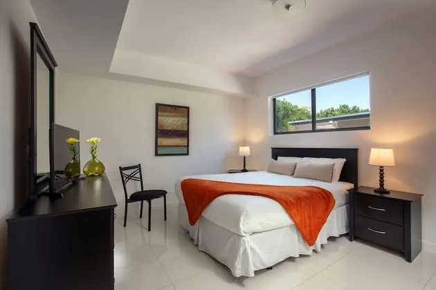 Classic Two Bedroom Apartment with Balcony