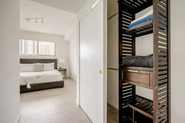 Deluxe One Bedroom Apartment with Den and Balcony