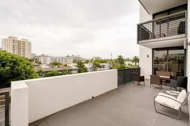 Deluxe One Bedroom Apartment with Den and Balcony