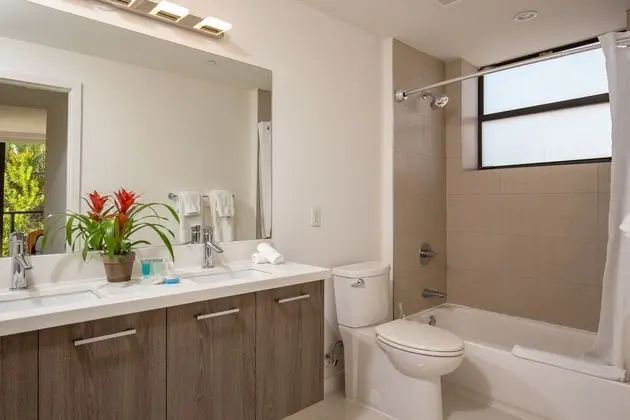 Premier Two Bedroom Apartment with Balcony