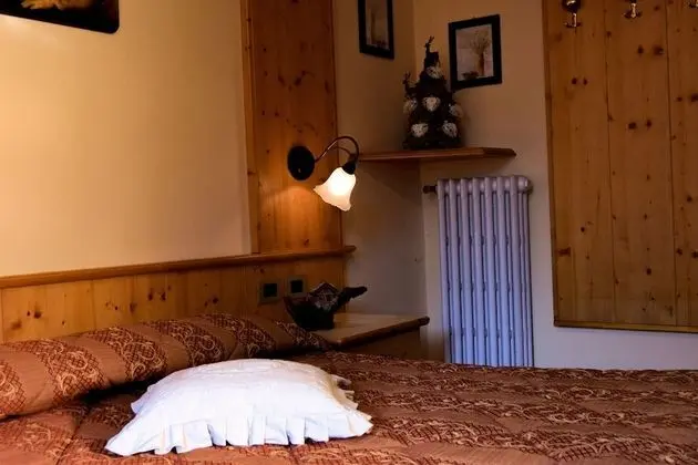 Classic Üç Kişilik Oda