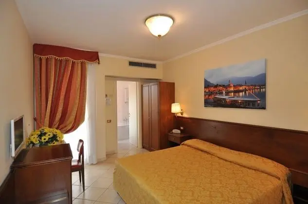 Premium Tek Büyük veya İki Ayrı Yataklı Oda