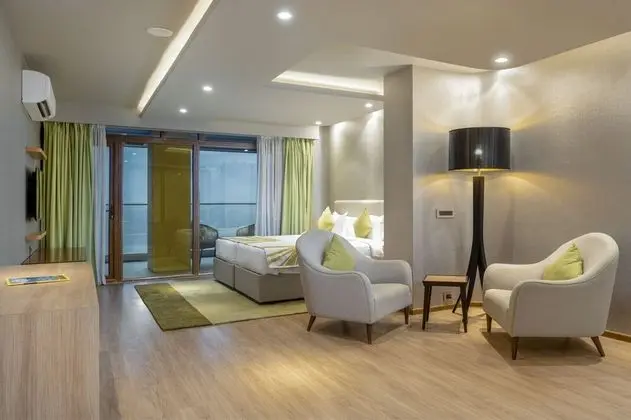 Luxury Büyük Yataklı Tek Kişilik Oda, 1 Çift Kişilik Yatak, Sigara İçilmez
