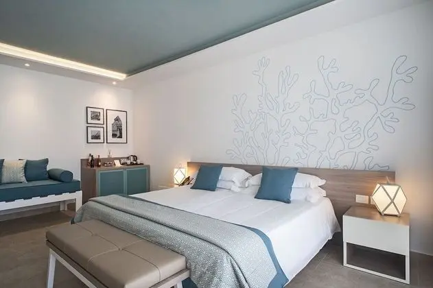Deluxe Üç Kişilik Oda