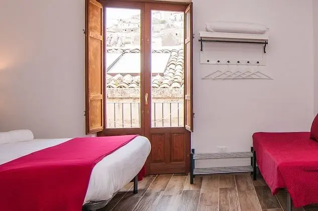 Superior Oda, Balkon