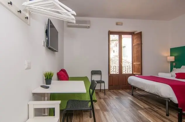 Superior Oda, Balkon