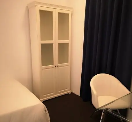 Habitación Doble con Aseo Privado