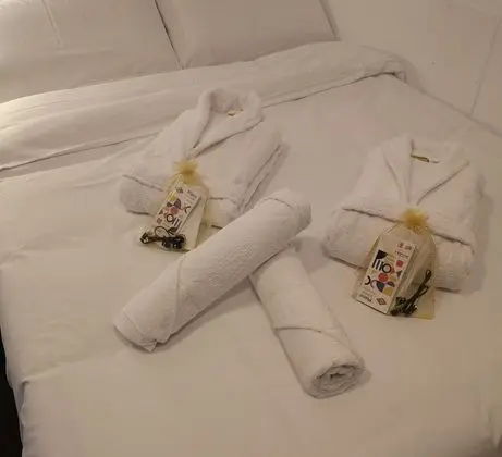 Habitación Doble con Aseo Privado