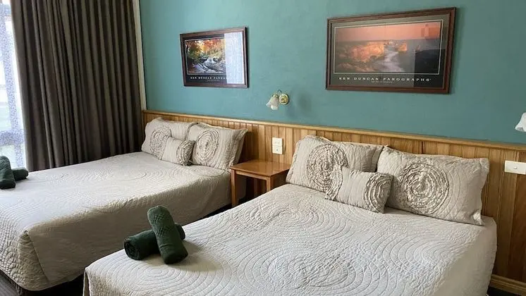Deluxe Oda, 2 Büyük (Queen) Boy Yatak, Sigara İçilmez, Veranda (Room 12 Deluxe Twin)