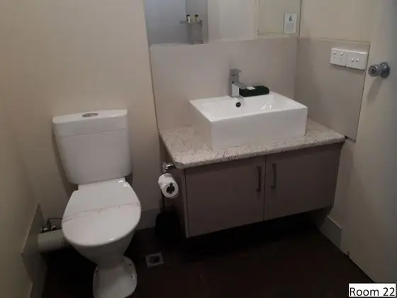 Premium Oda, 1 Büyük (Queen) Boy Yatak, Sigara İçilmez, Balkon