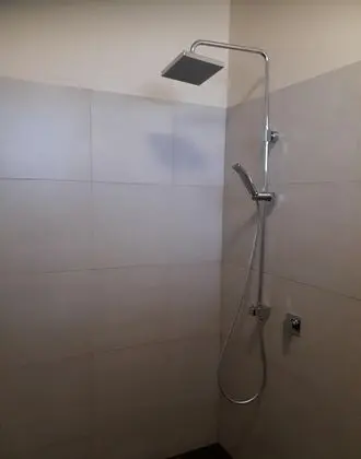 Premium Oda, 1 Büyük (Queen) Boy Yatak, Sigara İçilmez, Balkon