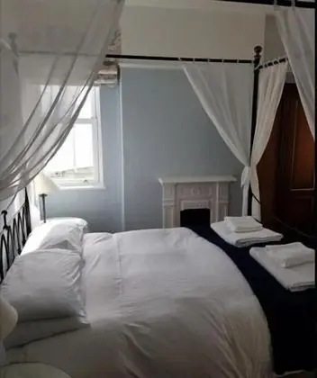 Tek Büyük Yataklı Oda, Banyolu/Duşlu (Four Poster  1st Floor)