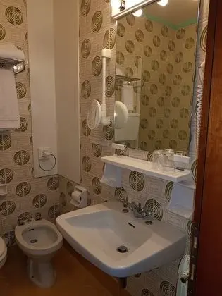 Economy Dört Kişilik Oda