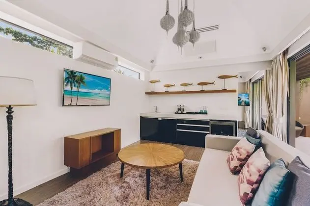1 Bedroom Jacuzzi Villa