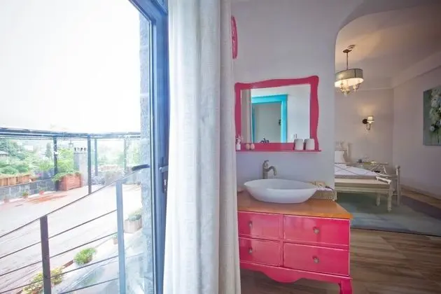 Elite Tek Büyük Yataklı Oda