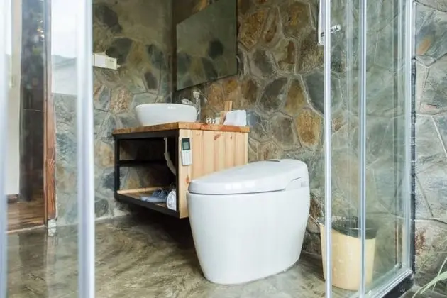 Deluxe Tek Büyük Yataklı Oda, Küvet