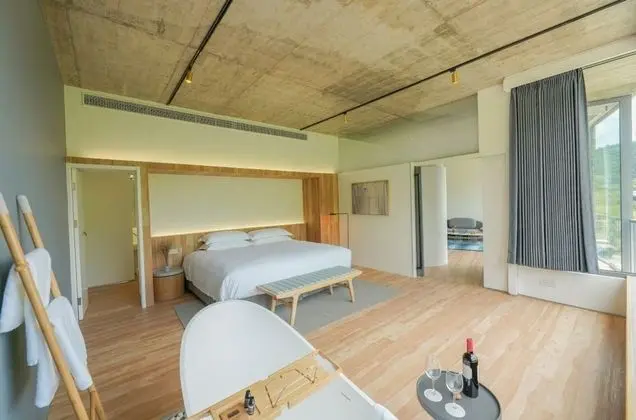 Classic Tek Büyük Yataklı Oda