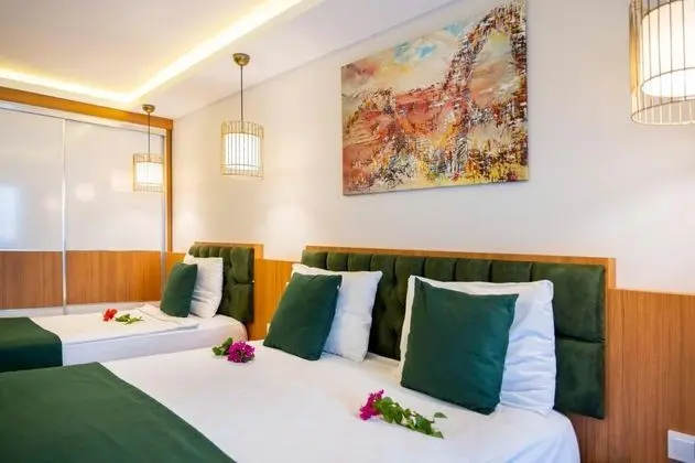 Triple Oda - Balkonlu, Şehir Manzaralı