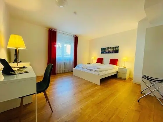 Comfort Tek Büyük Yataklı Oda