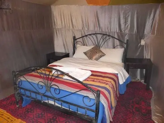 Traditional Çadır, 1 Çift Kişilik Yatak