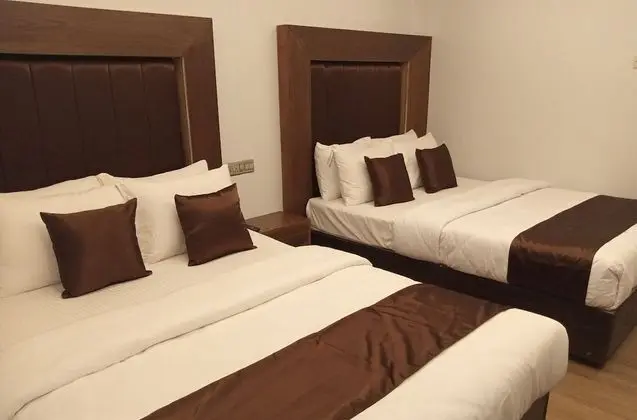 Deluxe Tek Büyük veya İki Ayrı Yataklı Oda
