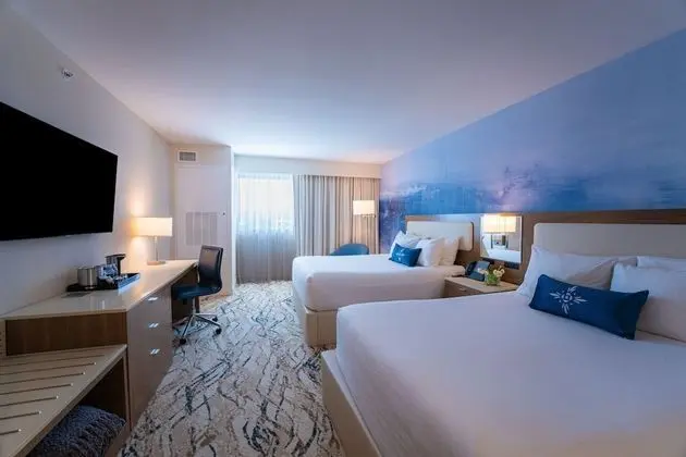 Deluxe Oda, 2 Büyük (Queen) Boy Yatak, Engellilere Uygun, Sigara İçilmez (Adults Only 21+)