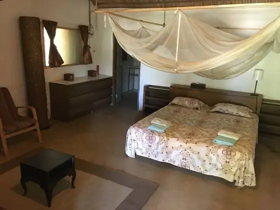 Superior Tek Büyük veya İki Ayrı Yataklı Oda, 1 Yatak Odası, Plaj Manzaralı, Denize Sıfır