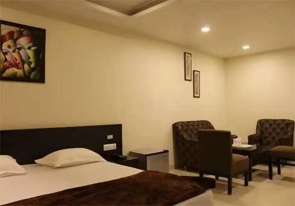 Deluxe Tek Büyük veya İki Ayrı Yataklı Oda, 1 Çift Kişilik Yatak, Özel Banyo