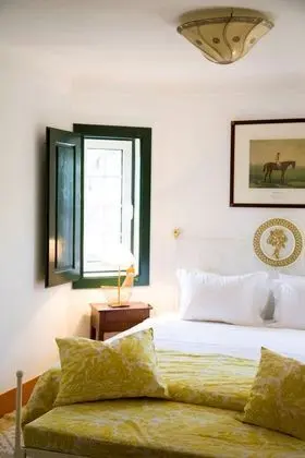 Superior Tek Büyük veya İki Ayrı Yataklı Oda