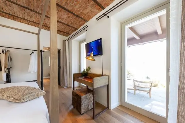 Tek Büyük Yataklı Oda (Rustico Patio)