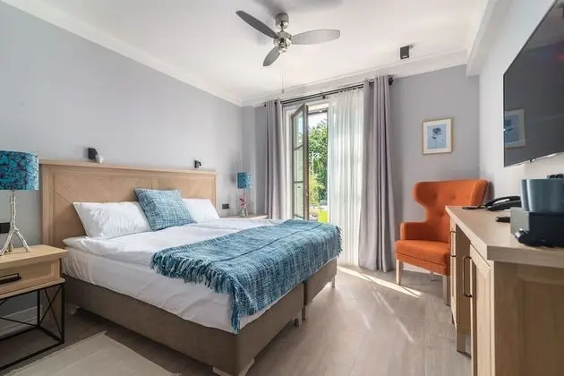 Comfort Tek Büyük Yataklı Oda