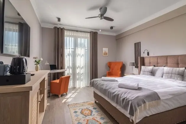 Comfort Tek Büyük Yataklı Oda