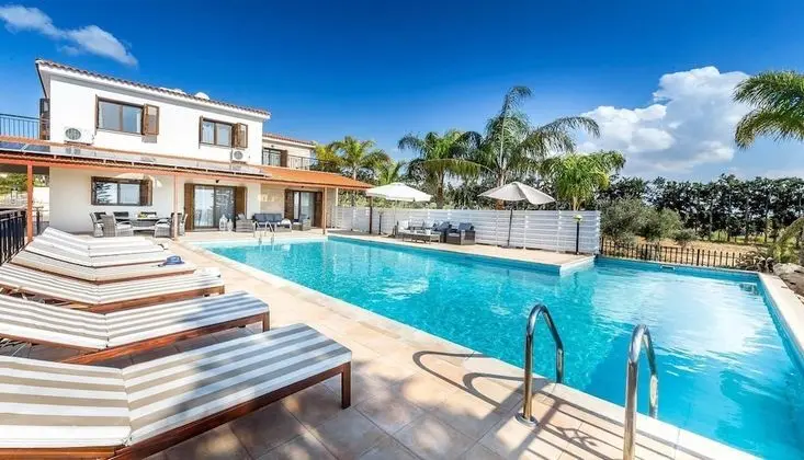 Villa, 4 Yatak Odası, Kişiye Özel Havuzlu, Deniz Manzaralı