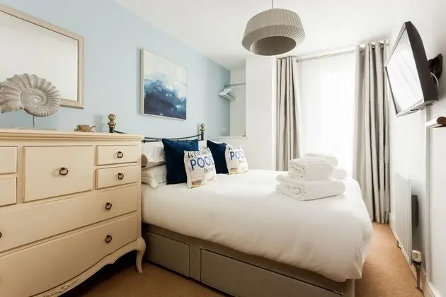 Ev (2 Bedrooms)