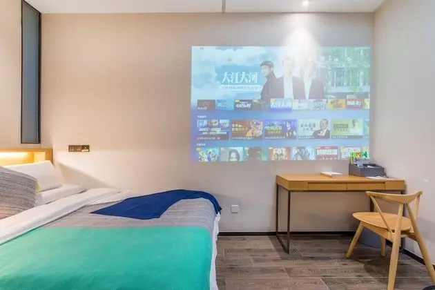 Senior Oda, 1 Çift Kişilik Yatak, Sigara İçilmez