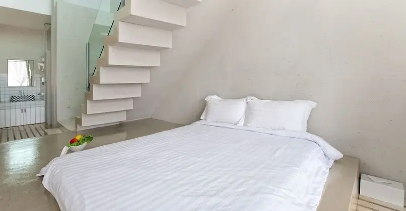 Room 101: Duplex Pool Villa
