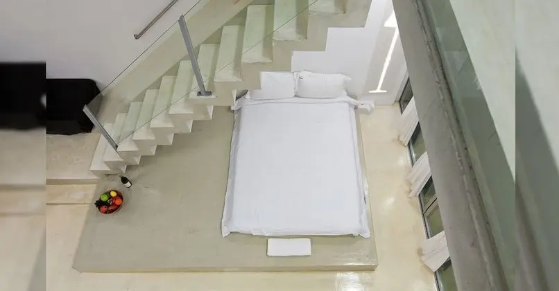 Room 103: Duplex Pool Villa