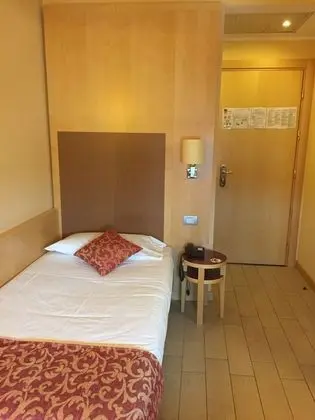 Tek Kişilik Oda