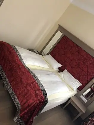 Luxury Tek Büyük Yataklı Oda (Rossini)