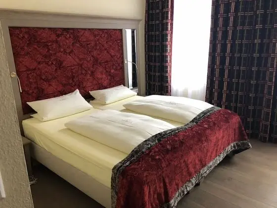 Luxury Tek Büyük Yataklı Oda (Rossini)
