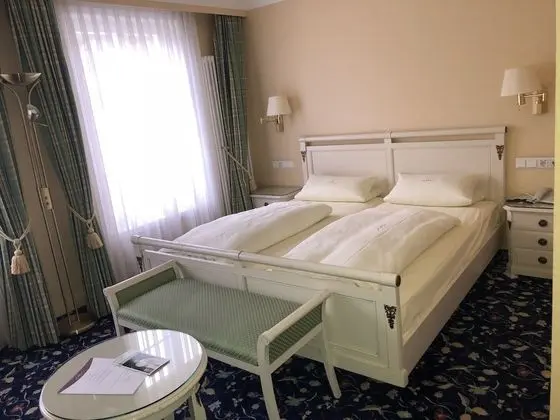 Luxury Tek Büyük Yataklı Oda (Rossini)