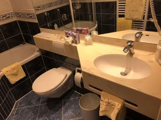Luxury Tek Büyük Yataklı Oda (Rossini)