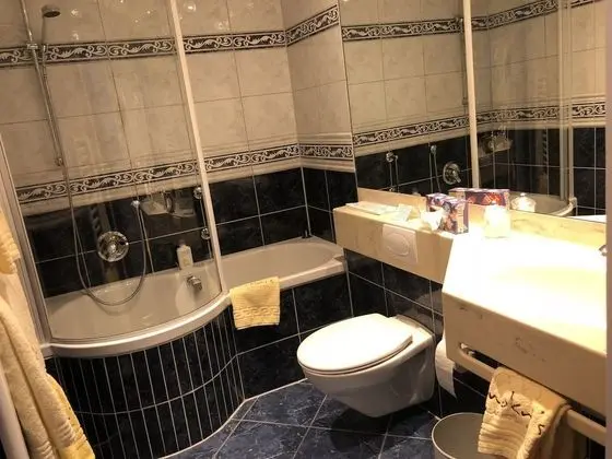 Tek Büyük Yataklı Oda (Rossini)