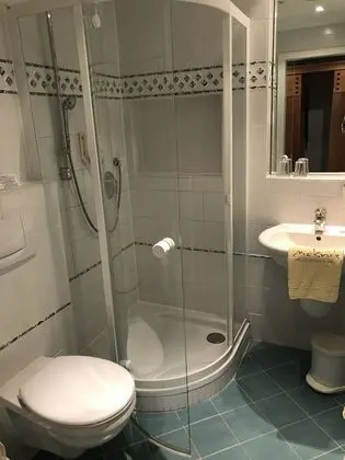 Tek Büyük Yataklı Oda (Rossini)